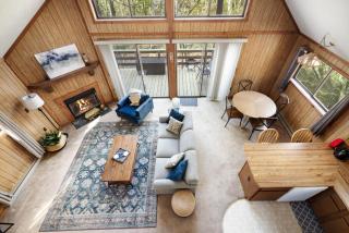 Chalet w Huge Deck, Grill, WiFi, Mins to Bryce! - Basye - 5