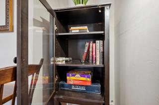 Walkable Duplex Near Forsyth Park - 4