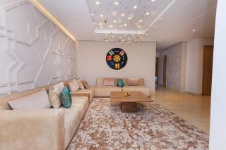 Spacious Waterfront 3BR Flat in Marina Sale - Rabat - 0