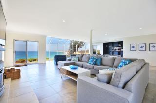 Neptune I Absolute Beachfront I Stunning Views - Culburra Beach - 9