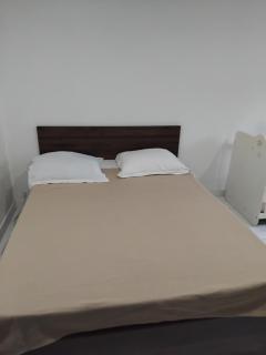 Appartement disponible vendredi , samedi et dimanche matin - 7
