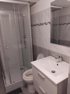 Appartement disponible vendredi , samedi et dimanche matin - 5