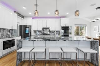 19th Hole Clubhouse - 1