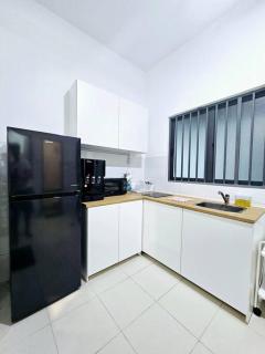 HM Residence IIII 3km - Setia City Convention - 2