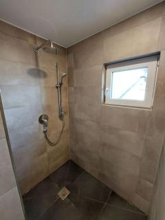 Monteurwohnung Ferienwohnung - Wüstenrot - 8