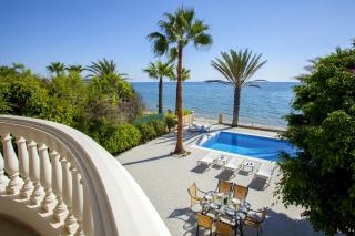 Meneou Beachfront Villa Sunset - 9