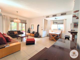 תמר במדבר - בית משפחת תמרי בבאר אורה - 3