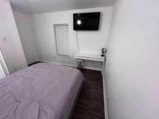 Pet Friendly Sleeps 9 HighSpeed WiFi 500MBPS Plus - 6
