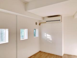 Shinjuku Kabuki Youth Hostel#New Sunshine Room#50 second walk from Higashi Shinjuku subway#Automatic locking door at entrance - 1