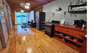 Peaceful Refuge in Quiete Bay - Bocas del Toro - 6