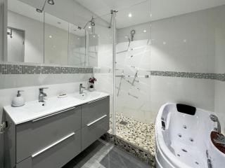 Chez Vélia Grand 4 pièces, parking privé et emplacement idéal - 6