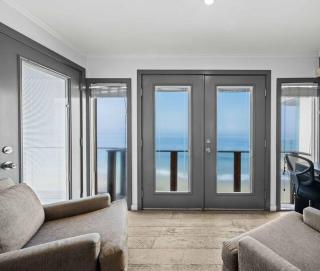 Oceanfront 1-Bedroom House on Pacific Coast Highway with Private Beach Access & Stunning Views - 8