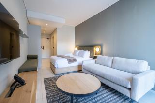 The Rose509: City Centre Stylish Studio Apartment - 5