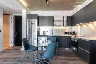 The Signature 410:Central Modern Aprt with Parking - Le Cap - 5