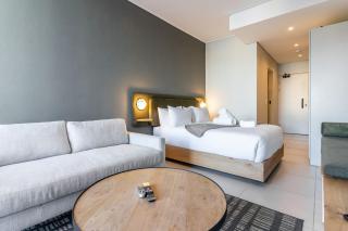 The Rose402: Modern City Aprt with Mountain Views - Cape Town - 7