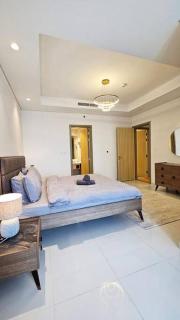 Luxury 2BR Midtown Apartment - Dubai - 9