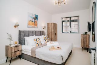Stunning City Grade II Pad WiFi Families Contractors - Birmingham - 9