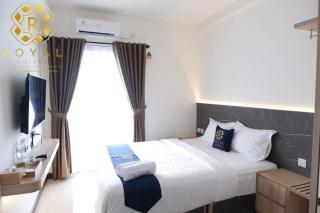 Royal Suites Studio 35ZX - Citra Plaza Nagoya Apartment - Jodoh - 0