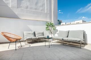 Modern apartment with private terrace by REMS - Málaga - 4