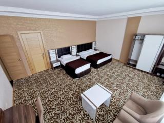 Grand Georgian Palace - 7