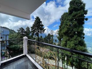 Serenities 3BHK Apartment - 8