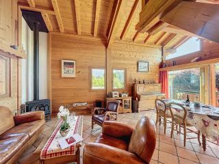 Chalet individuel avec garage, terrasse, buanderie et cuisine équipée - FR-1-560-149 - Sallanches - 5