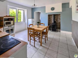 Gîte paisible avec terrasse et jardin à La Vernotte - FR-1-583-236 - - 5