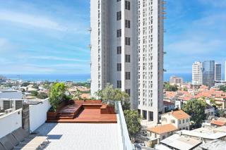 Modern Sky Penthouse 3BR with parking by HolyGuest - Tel Aviv - 9