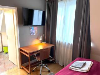 Doppelzimmer, eigenes Bad, stadtnahe, ruhig, Airport nahe! - Bönningstedt - 3