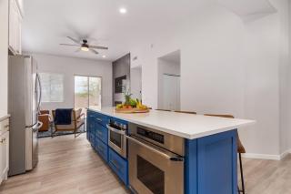 Luxury Foothills Oasis with Mountain Views - Tucson - 6
