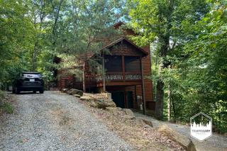 Tree Top Hideaway - Private with Games Firepit More - Blue Ridge - 8