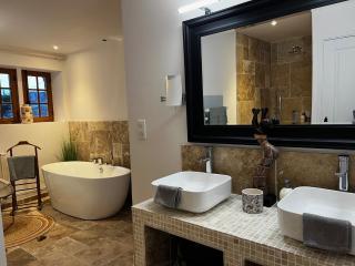 La Casteline by Carlon Luxury Rentals - Yèvre-le-Châtel - 4