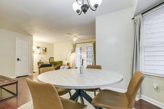 Pet-Friendly Townhome in Raleigh with Deck! - Raleigh - 4