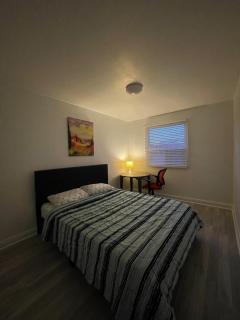 Toronto Midtown Room with Queen Bed - Toronto - 5