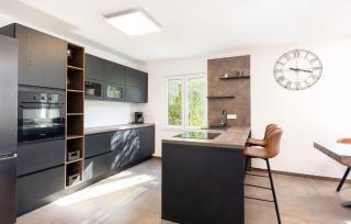 5 Bedroom Cozy Home In Podstrana - Podstrana - 6