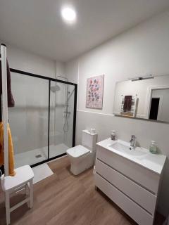 2 Habitaciones privadas con 1 baño privado, salon y cocina - Bilbao - 4