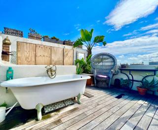 Outdoor Bathtub! 360 Rooftop with Chill Out and Amazing Views! - Barcelone - 9