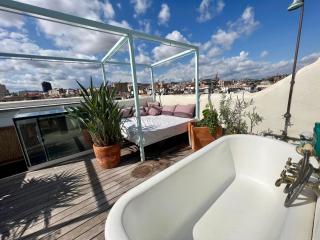 Outdoor Bathtub! 360 Rooftop with Chill Out and Amazing Views! - Barcelone - 5