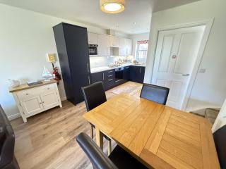 Beachside Cottage - Part of the The Bay Filey Holiday Village with pool, gym and direct beach access, pub, restaurant, tennis and meadows walks - 3