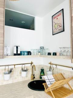 Stylish Loft Paris 17- 3 bdrs - 2 bathrs - 7 pers - Parijs - 1