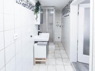 ALFA Apartment Ludwigsburg 2 Betten WLAN Küche Bad - Ludwigsburg - 5