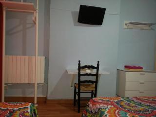 Hostal Loyola - Madrid - 1