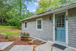 76 Moco Road Barnstable- Lakeside Haven Retreat - 4