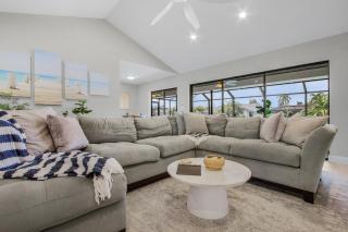 Direct Gulf Access, Expansive Lanai, Heated Pool - The Nautical - Roelens - Cape Coral - 4
