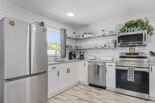 Charming 2-Bedroom Retreat, Pool - Casa Turtle Cove - Roelens - Cape Coral - 7