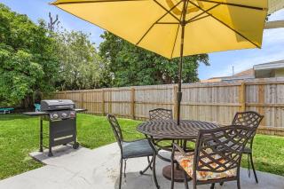 Charming 2-Bedroom Retreat, Pool - Casa Turtle Cove - Roelens - Cape Coral - 5