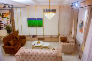 Lekki Aprt Pool Gym sleeps 6 FreeP Tv WiFi - Ikota - 0