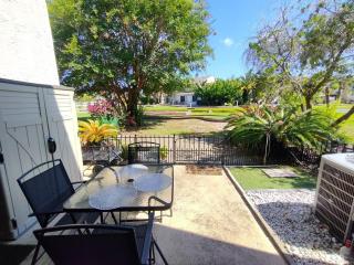 PETS STAY FREE! Fenced! Parking for 2! 11 Pools! - Panama City Beach - 9