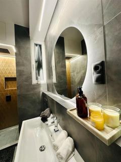 Danube Pearl City Center - Budapest - 1