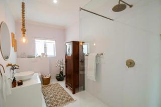 105 on Beach, Sage Room - St Helena Bay - 1